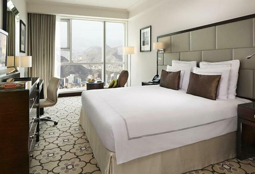 キングサイズベッドのクラシックルーム, Swissotel Makkah