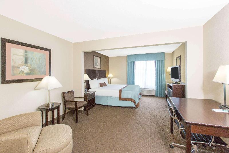 キングサイズベッドのスタンダードルーム, Wingate By Wyndham Southport