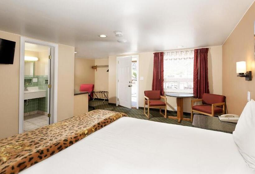 Номер Стандарт, Glenwood Springs Inn