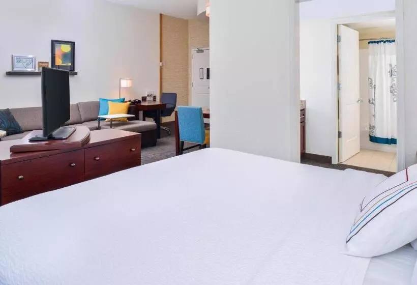 キングサイドベッドのスタンダードワンルーム, Residence Inn By Marriott Harrisonburg