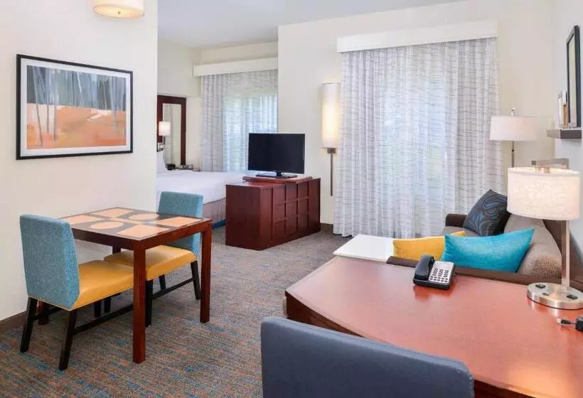 キングサイドベッドのスタンダードワンルーム, Residence Inn By Marriott Harrisonburg