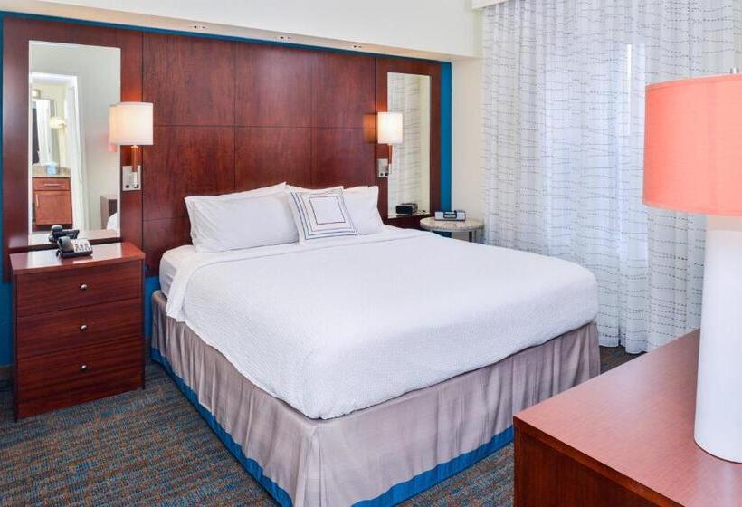 מיטת קינג בסוויטה, Residence Inn By Marriott Harrisonburg