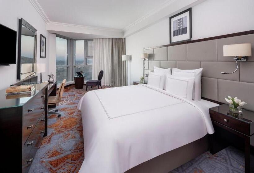 Junior Suite Vue Ville, Swissotel Makkah
