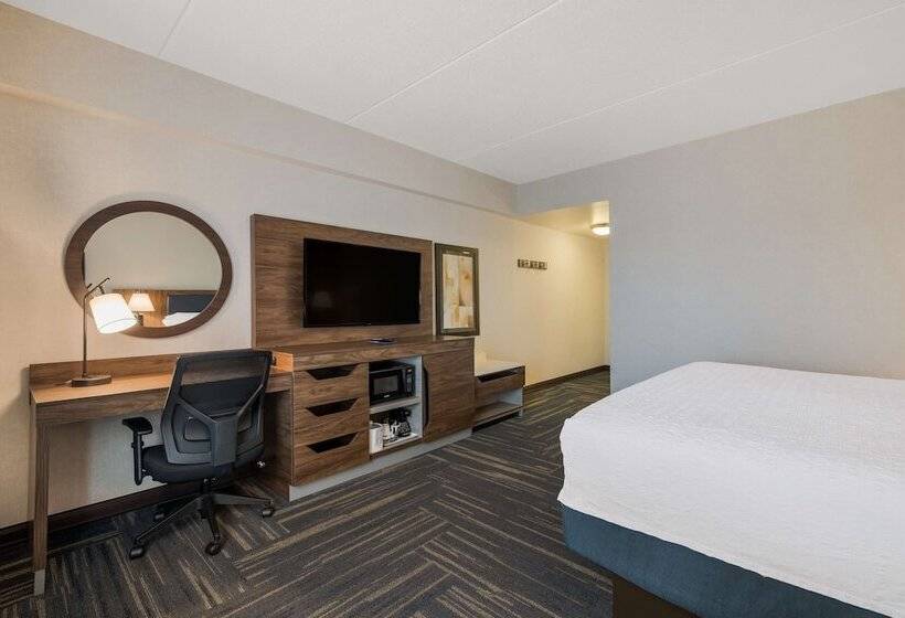 غرفة قياسية سرير كينج, Hampton Inn & Suites Plattsburgh