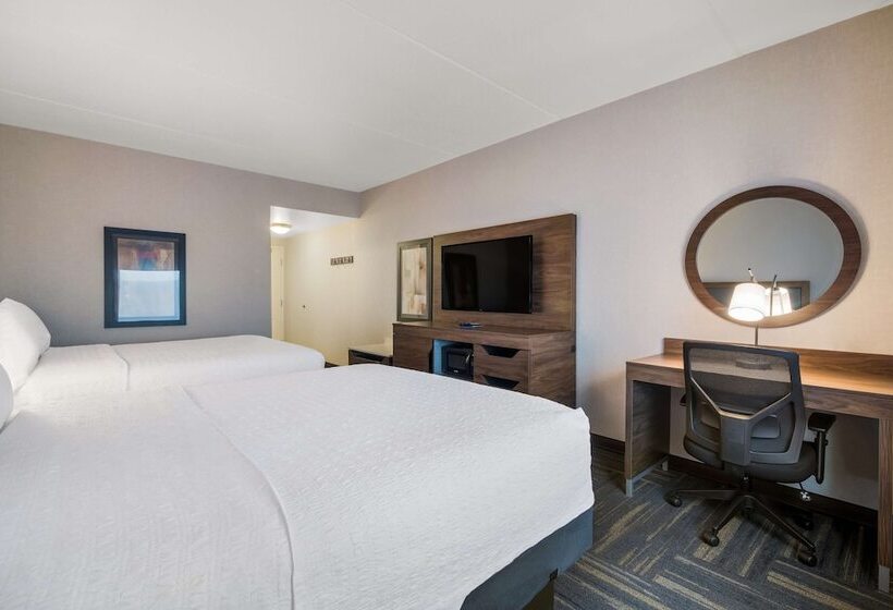 Номер Стандарт, Hampton Inn & Suites Plattsburgh