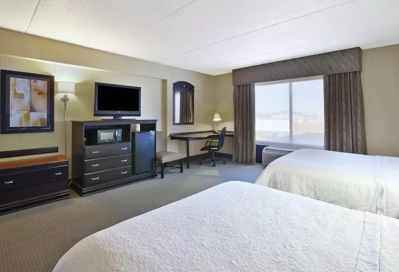 اتاق استاندارد, Hampton Inn & Suites Plattsburgh