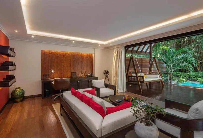 اتاق کلاب, Adaaran Select Meedhupparu