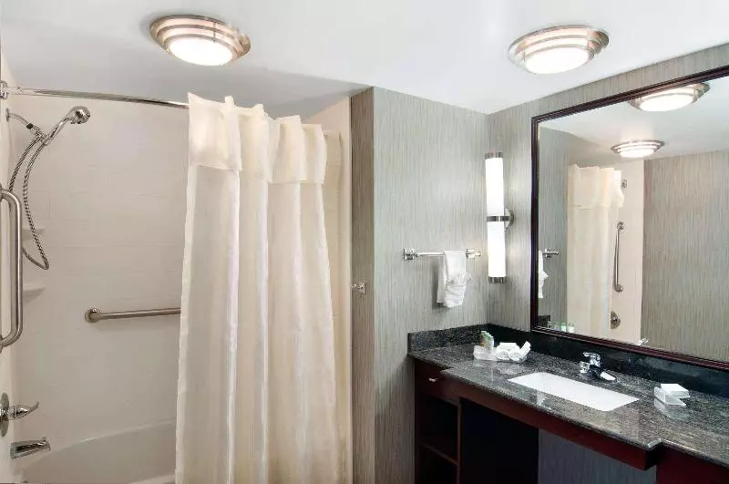 スイート, Homewood Suites Slidell