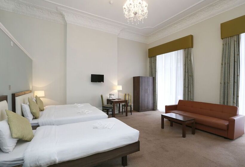 Quarto Triplo Estandar, Hyde Park Boutique