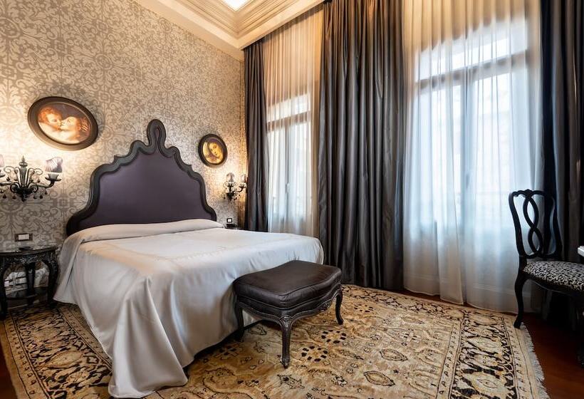 اتاق لوکس, Palazzetto Madonna