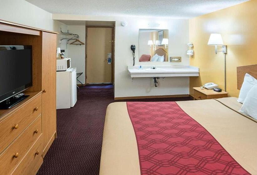 스탠다드 룸 킹사이즈 침대, Rodeway Inn & Suites