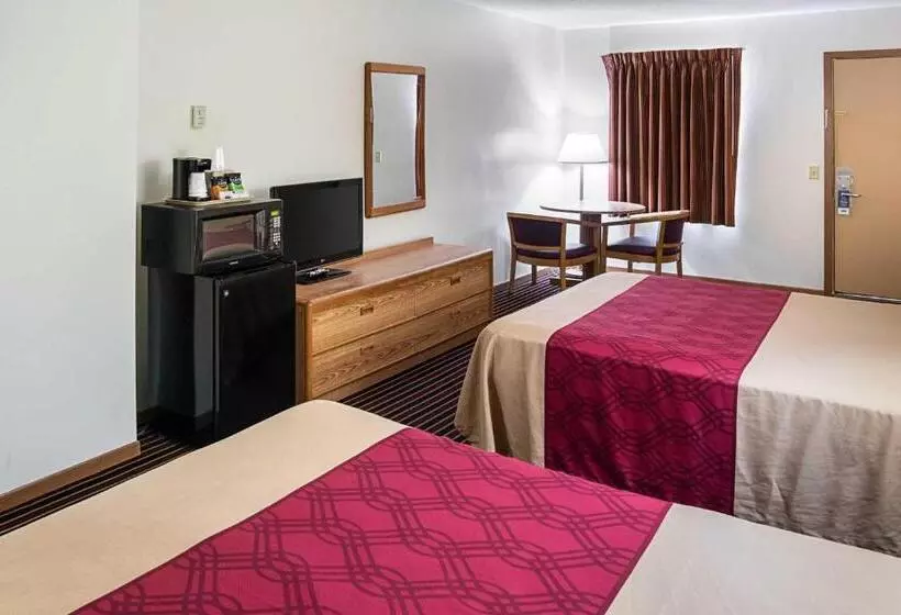 اتاق استاندارد, Rodeway Inn & Suites