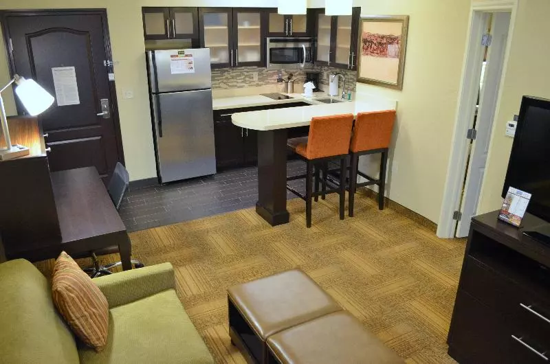 キングサイズベッドのスイートルーム, Staybridge Suites Longview, An Ihg