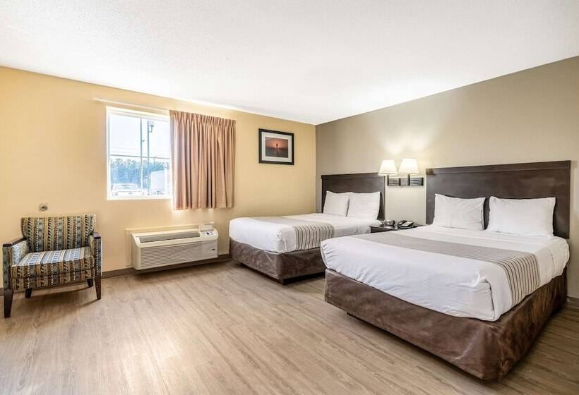 جناح, Suburban Studios Near Camp Lejeune