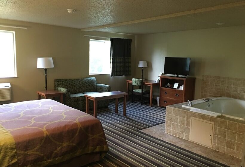 Студия Deluxe, Super 8 By Wyndham Richlands/claypool Hill Area