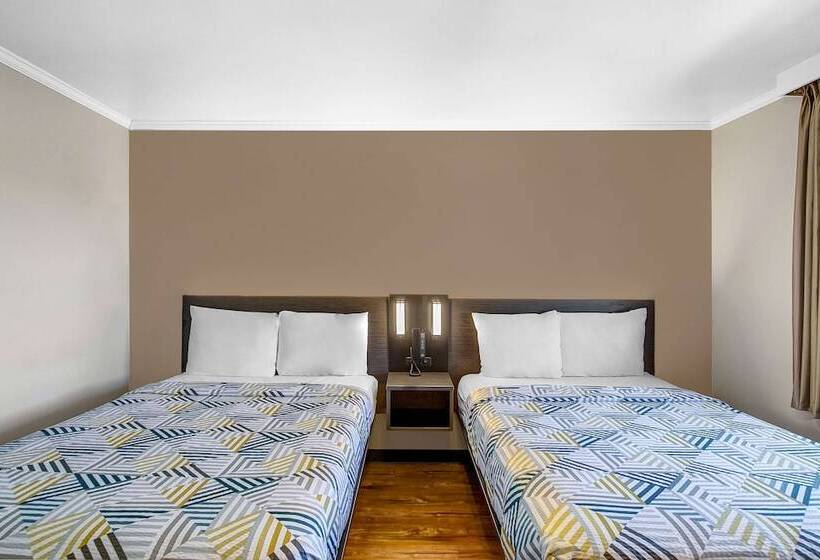 Номер Deluxe, Motel 6front Royal, Va