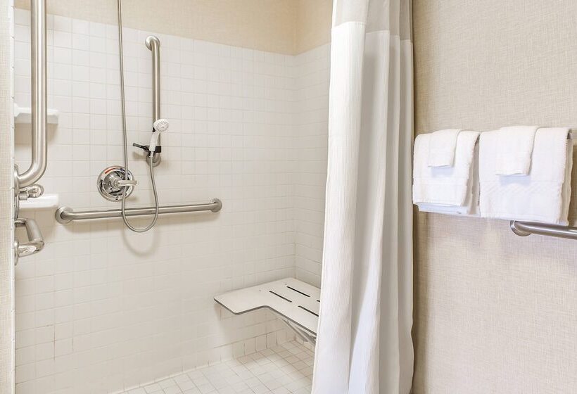 带2个卧室的套房, Residence Inn Lexington Keeneland/airport