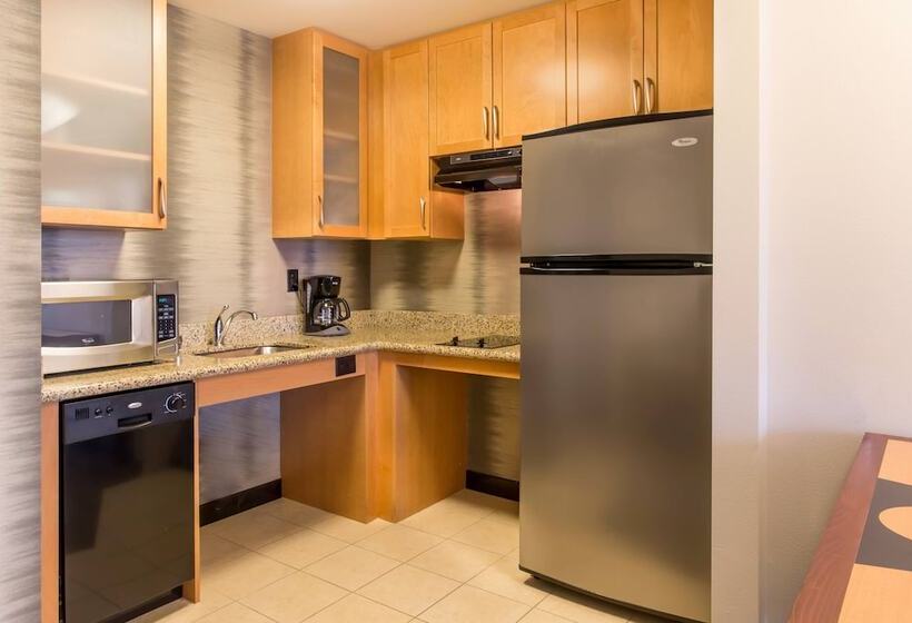 带2个卧室的套房, Residence Inn Lexington Keeneland/airport