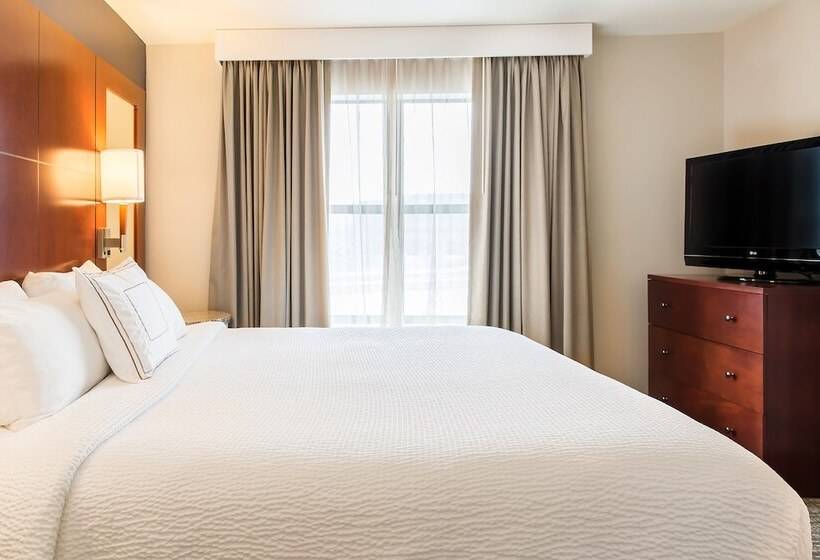 带2个卧室的套房, Residence Inn Lexington Keeneland/airport