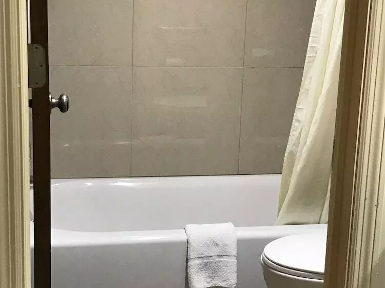 ２ダブルベッドのスタンダードルーム, Soudersburg Inn & Suites Lancaster