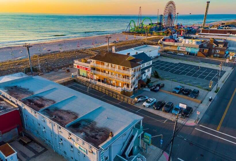 غرفة قياسية, Boardwalk Hotel Charlee & Apartments Beach Hotel Oceanfront