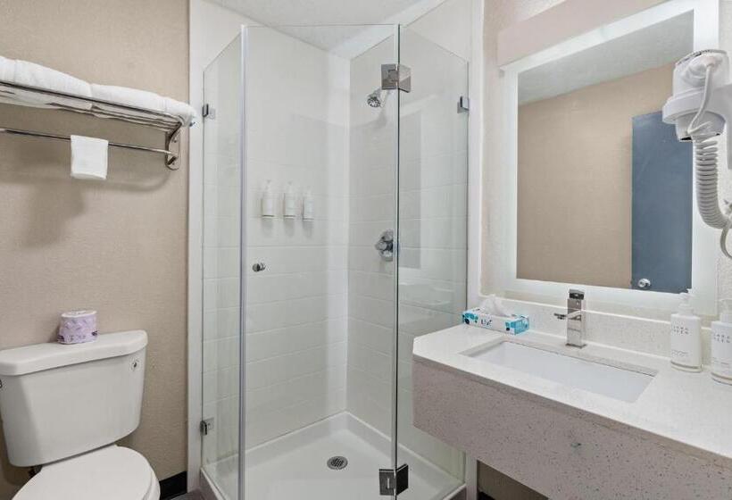 带2个双人床的标准工作室, Days Inn By Wyndham Albuquerque I 25