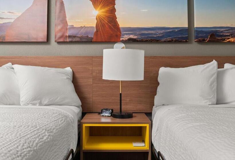 带2个双人床的标准工作室, Days Inn By Wyndham Albuquerque I 25