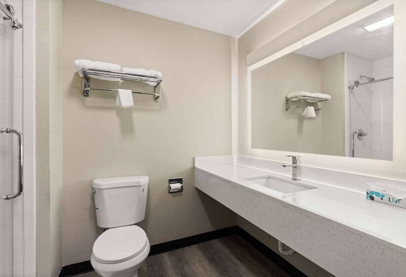 带2个双人床的标准工作室, Days Inn By Wyndham Albuquerque I 25