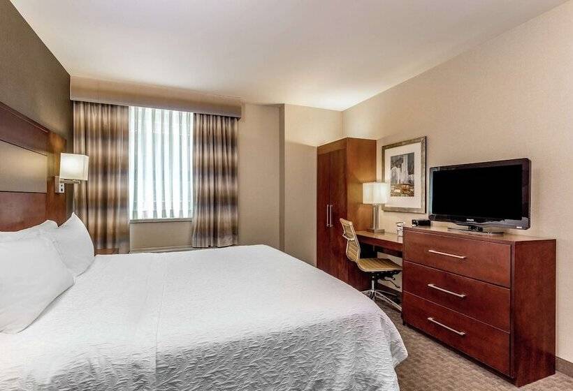 스탠다드 룸 더블 침대, Hampton Inn Manhattan Grand Central