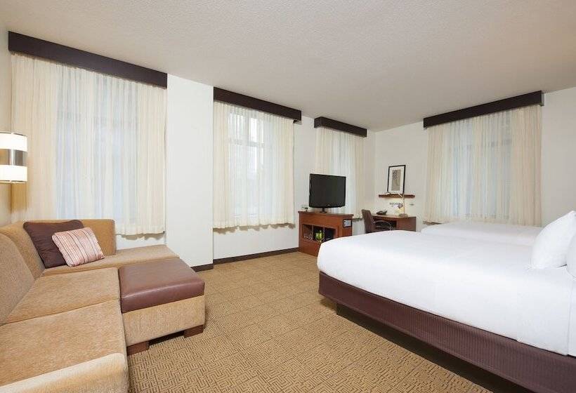 Номер Стандарт 2 Двуспальные Кровати, Hyatt Place Des Moines/downtown