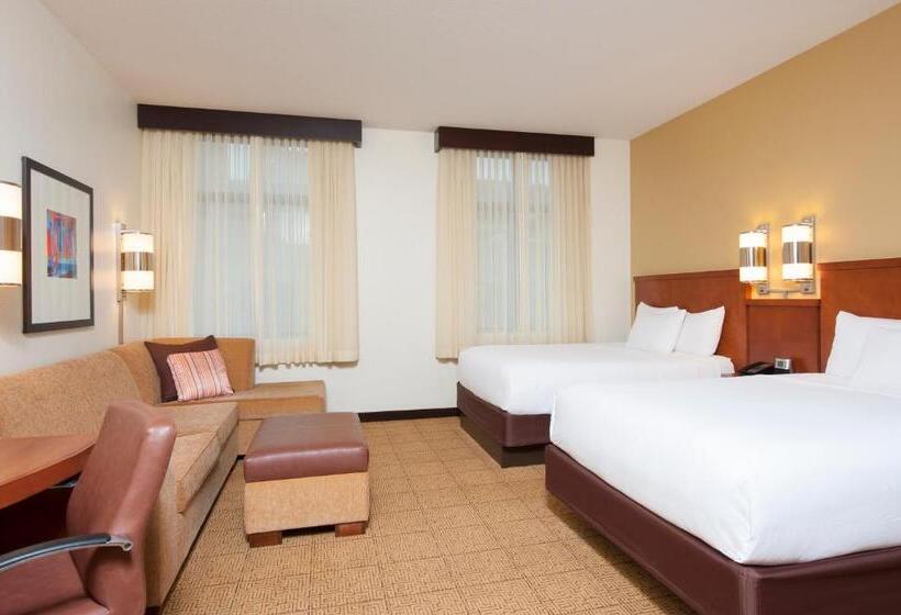 Номер Стандарт Верхний Этаж, Hyatt Place Des Moines/downtown