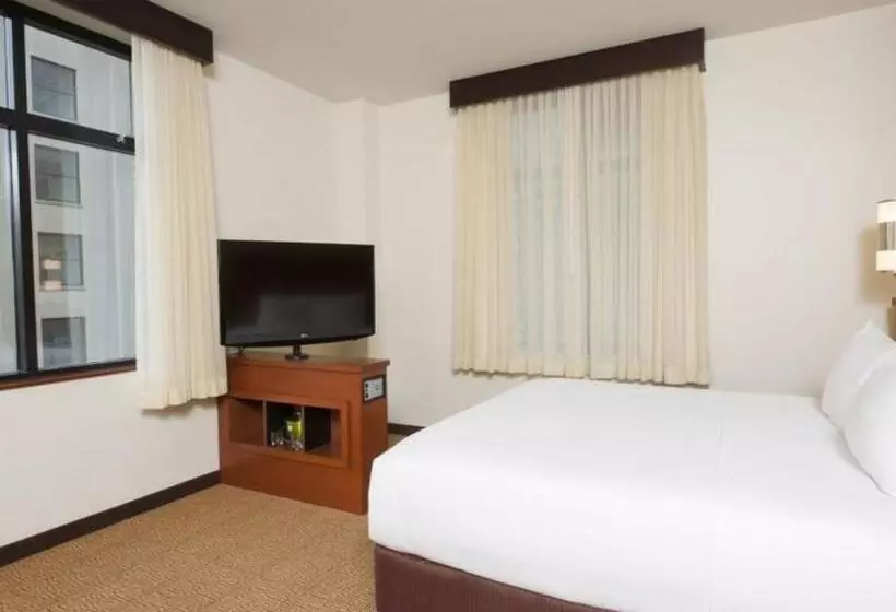 Standard-invahuone King-vuode, Hyatt Place Des Moines/downtown