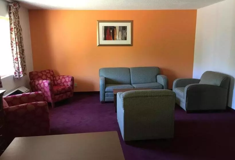 キングサイズベッドのエクゼクティブ, Lake Tree Inn & Suites
