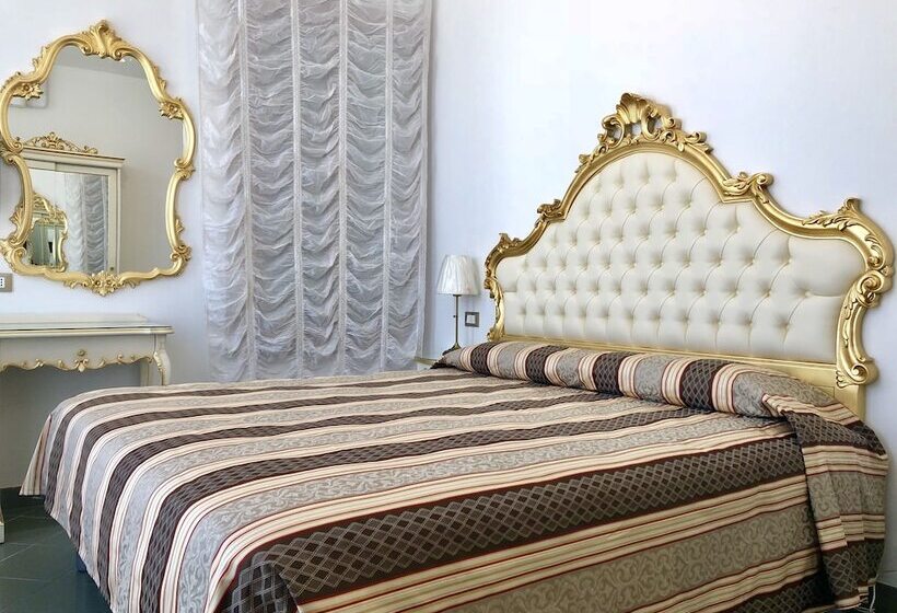 Chambre Supérieure, Marte