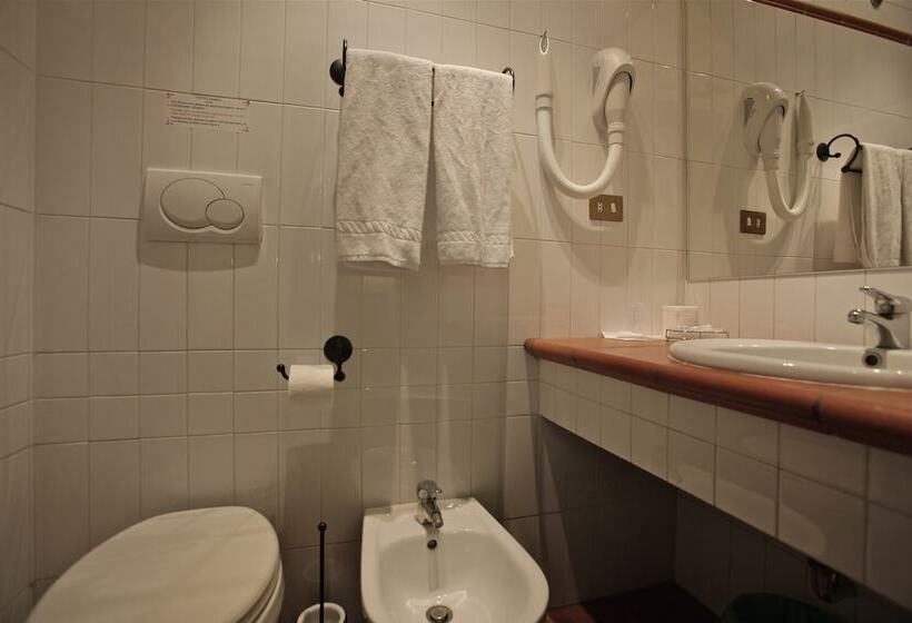 اتاق استاندارد چهار تخته, Panda