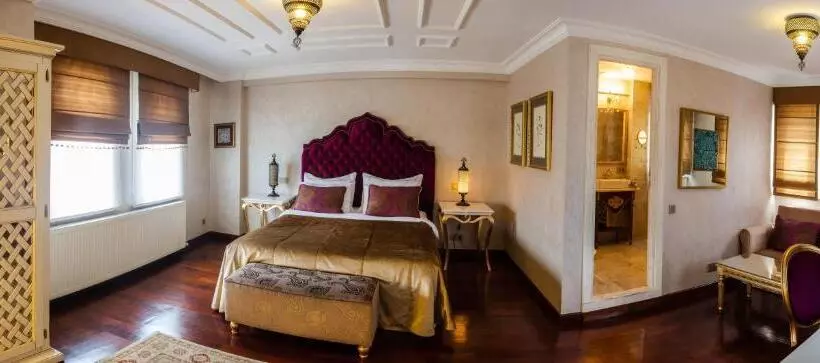 اتاق خانوادگی, İstanbul Bosphorus Hotel Symbola