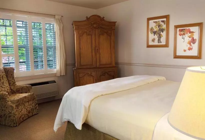 キングサイズベッドのスタンダードルーム, Wine Country Inn