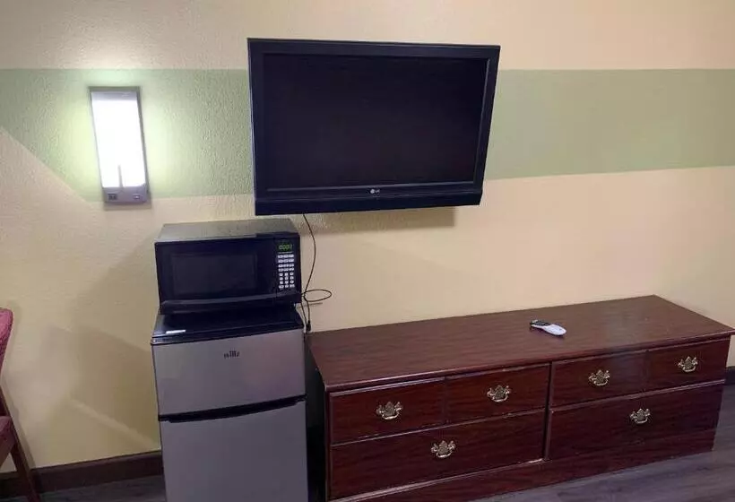 キングサイズベッドのスタンダードルーム, Budget Inn Elkmont