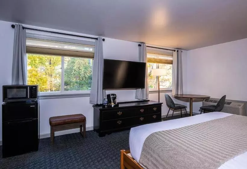 Deluxe Yhden Hengen Huone, Riverhouse By Weekender Formerly Jack Daniels Inn