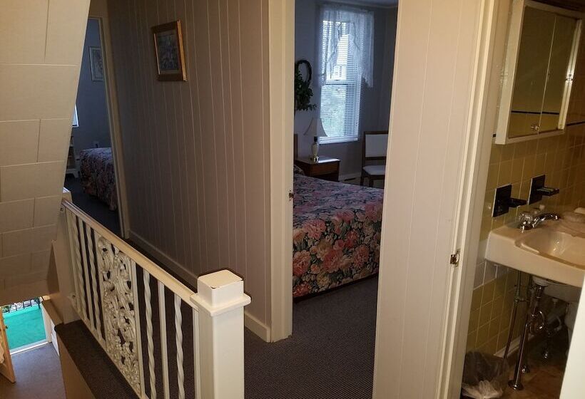 带1个卧室的公寓, Simmons Motel And Suites