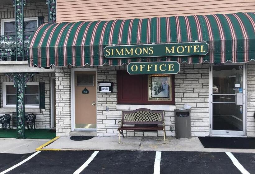 Четырехместный Номер Стандарт, Simmons Motel And Suites