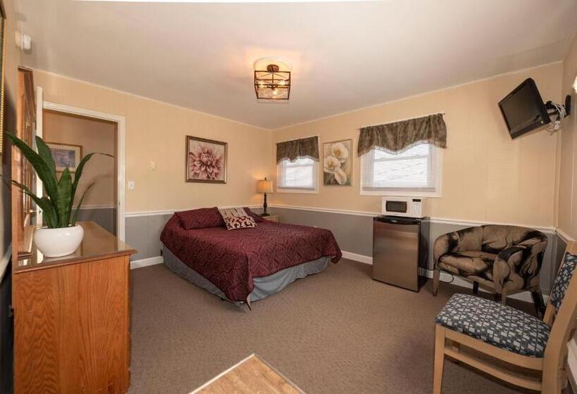 家庭套房, Simmons Motel And Suites