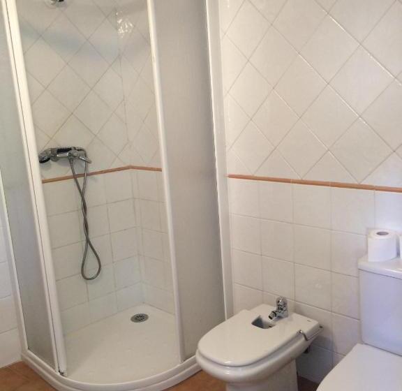 Дом 3 Спальни, Pensión   Albergue De Logrosa