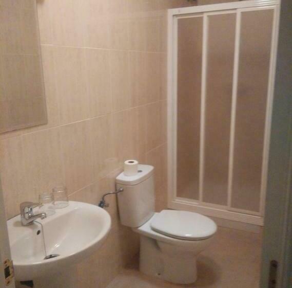 Номер Стандарт Индивидуальный, Hostal La Molina