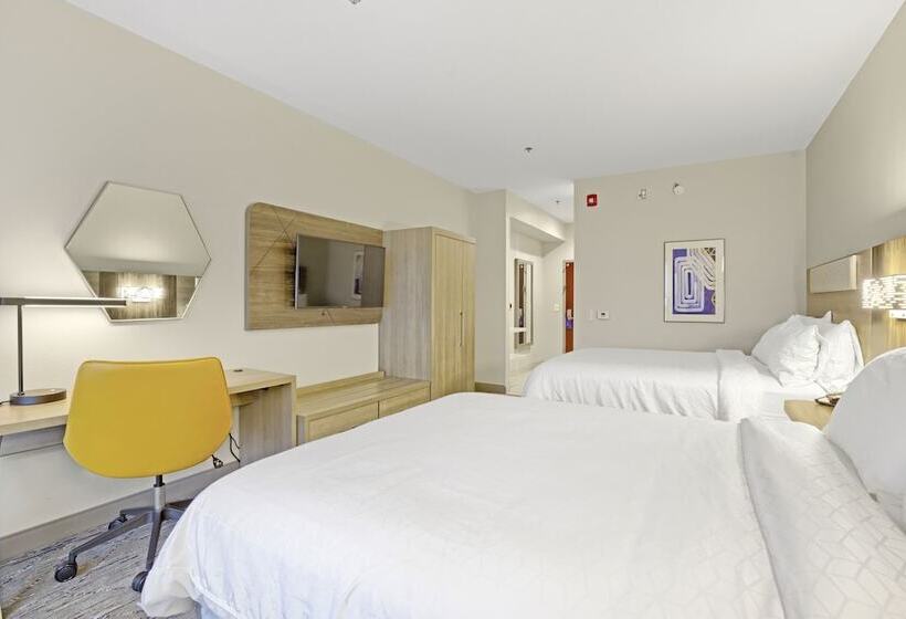 غرفه قياسيه سريرين مزدوجين, Holiday Inn Express   Gulfport Beach, An Ihg