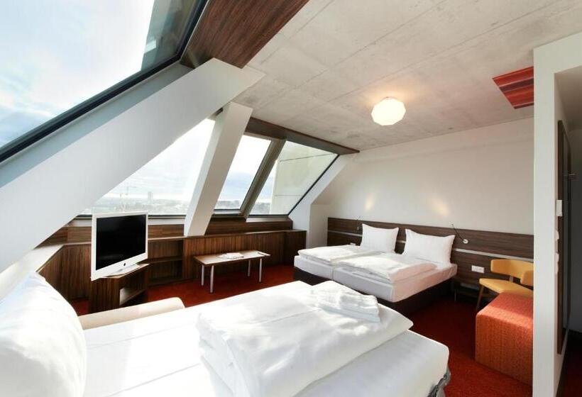 سوییت جونیور, Simm S Hotel   Cityhotel Next To Metro U3