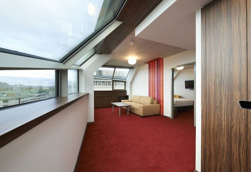스위트, Simm S Hotel   Cityhotel Next To Metro U3