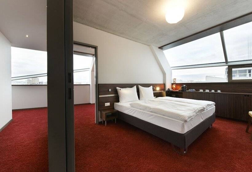 سوییت, Simm S Hotel   Cityhotel Next To Metro U3