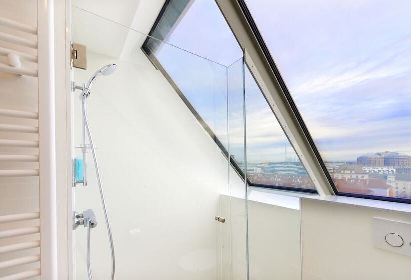 سوییت جونیور, Simm S Hotel   Cityhotel Next To Metro U3