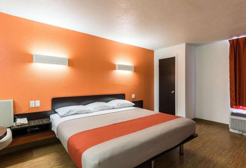 Номер Deluxe Кровать Кинг, Motel 6 uvalde, Tx